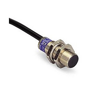 Индуктивные датчики Telemecanique Osiprox в цилиндрическом корпусе M12